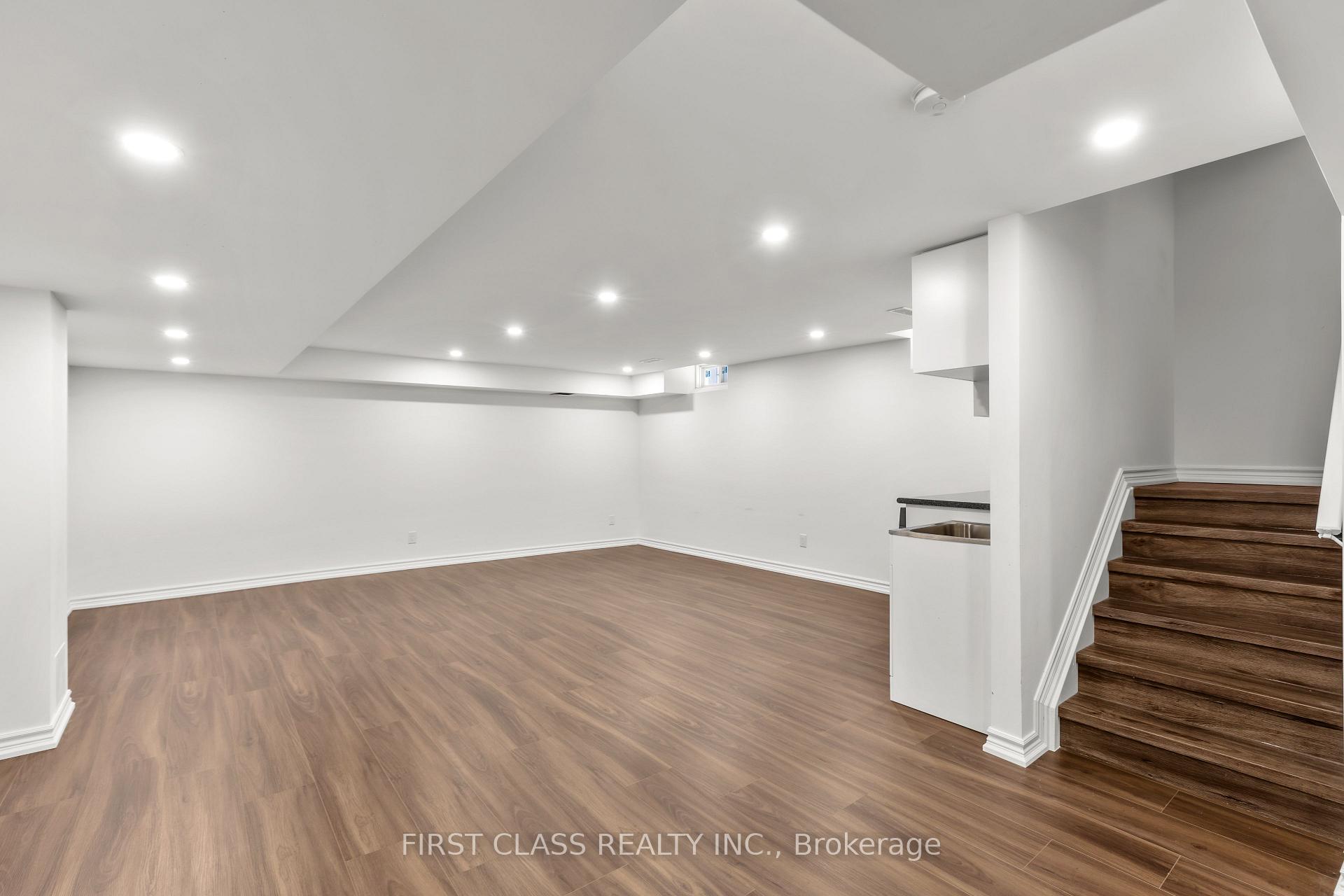Photo 29 of 76 Evershot Crescent, Markham, Wismer — HOMEH