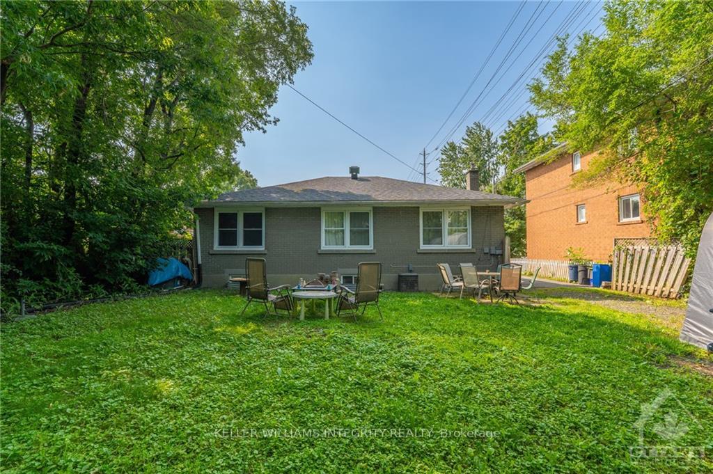 Photo 14 of 465 Newman Avenue, Ottawa, Overbrook/Castle Heights — HOMEH