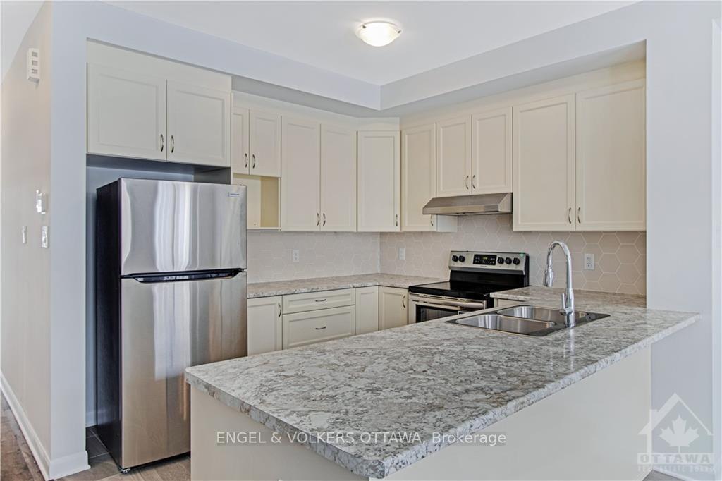 Photo 7 of 588 Decoeur Drive, Ottawa, Avalon West — HOMEH