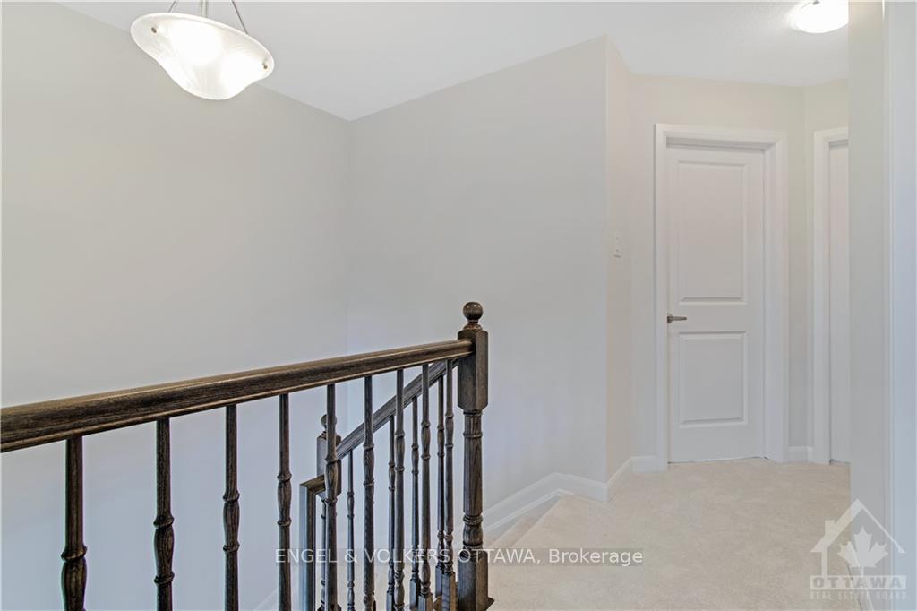 Photo 11 of 588 Decoeur Drive, Ottawa, Avalon West — HOMEH