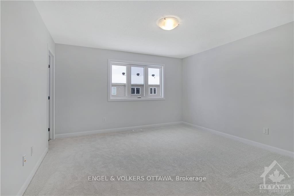 Photo 12 of 588 Decoeur Drive, Ottawa, Avalon West — HOMEH