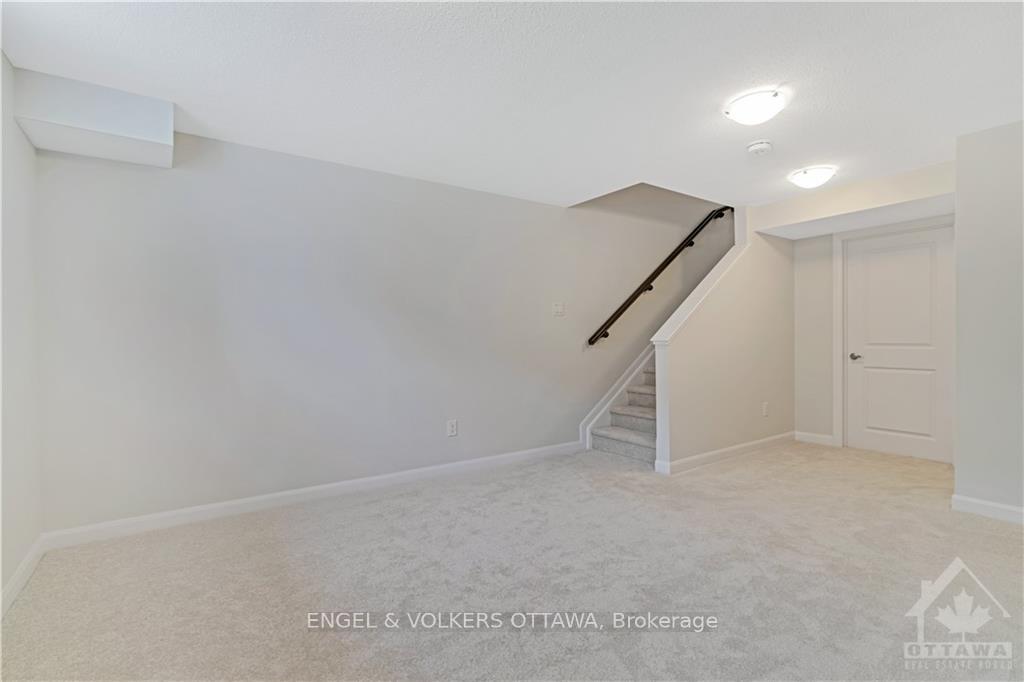 Photo 19 of 588 Decoeur Drive, Ottawa, Avalon West — HOMEH