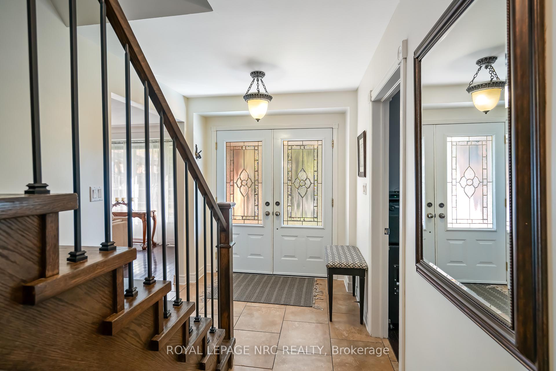 Photo 7 of 20 Parkhill Road, Pelham, Fonthill — HOMEH