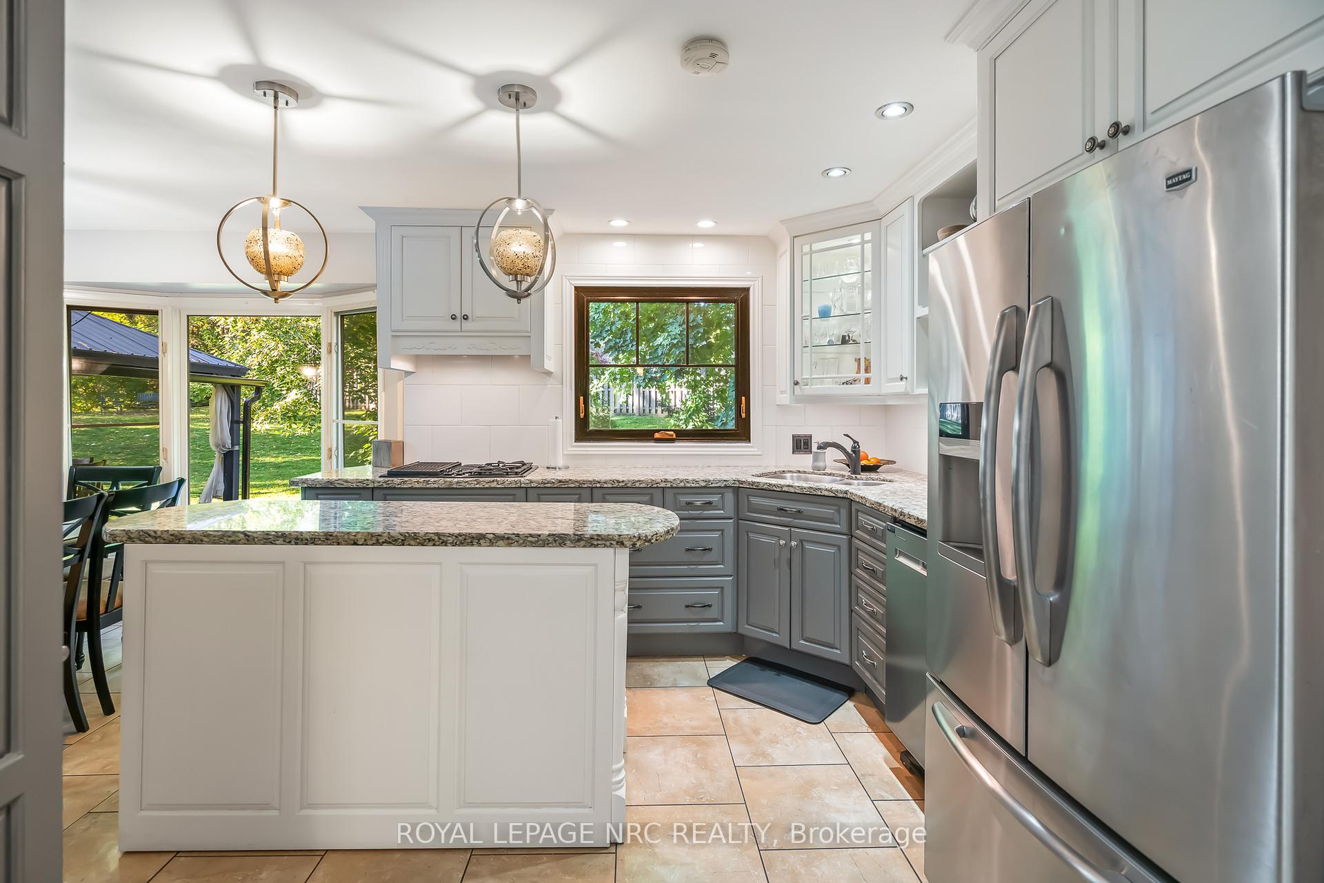 Photo 9 of 20 Parkhill Road, Pelham, Fonthill — HOMEH