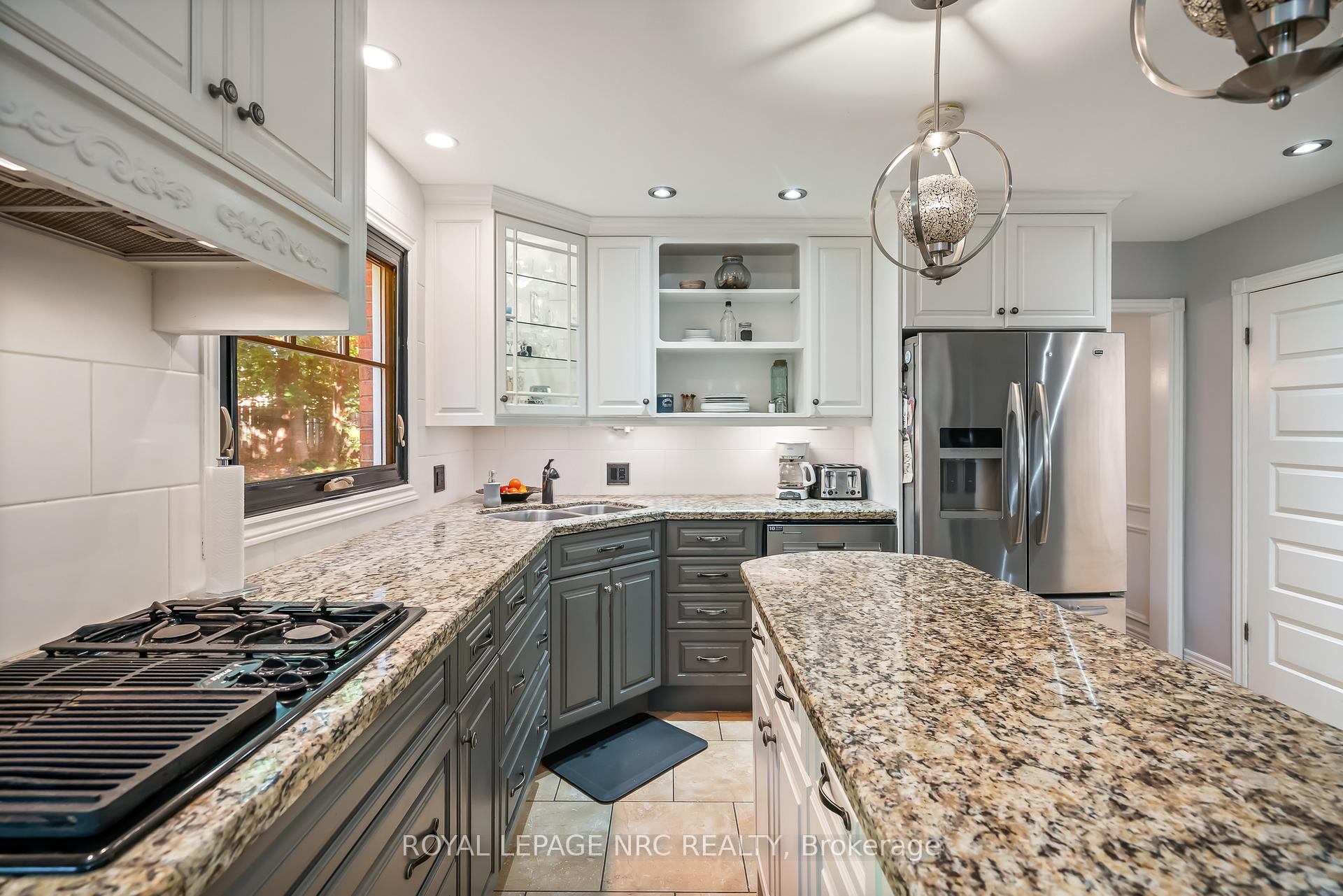 Photo 11 of 20 Parkhill Road, Pelham, Fonthill — HOMEH