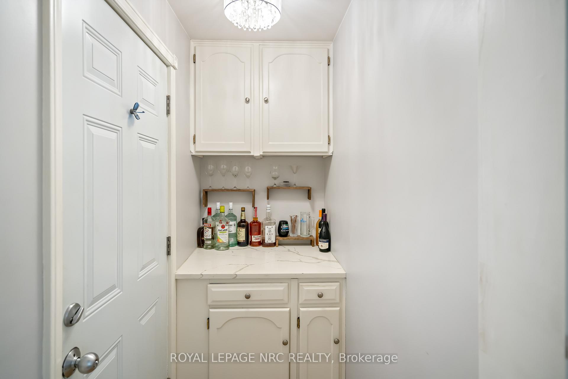 Photo 16 of 20 Parkhill Road, Pelham, Fonthill — HOMEH