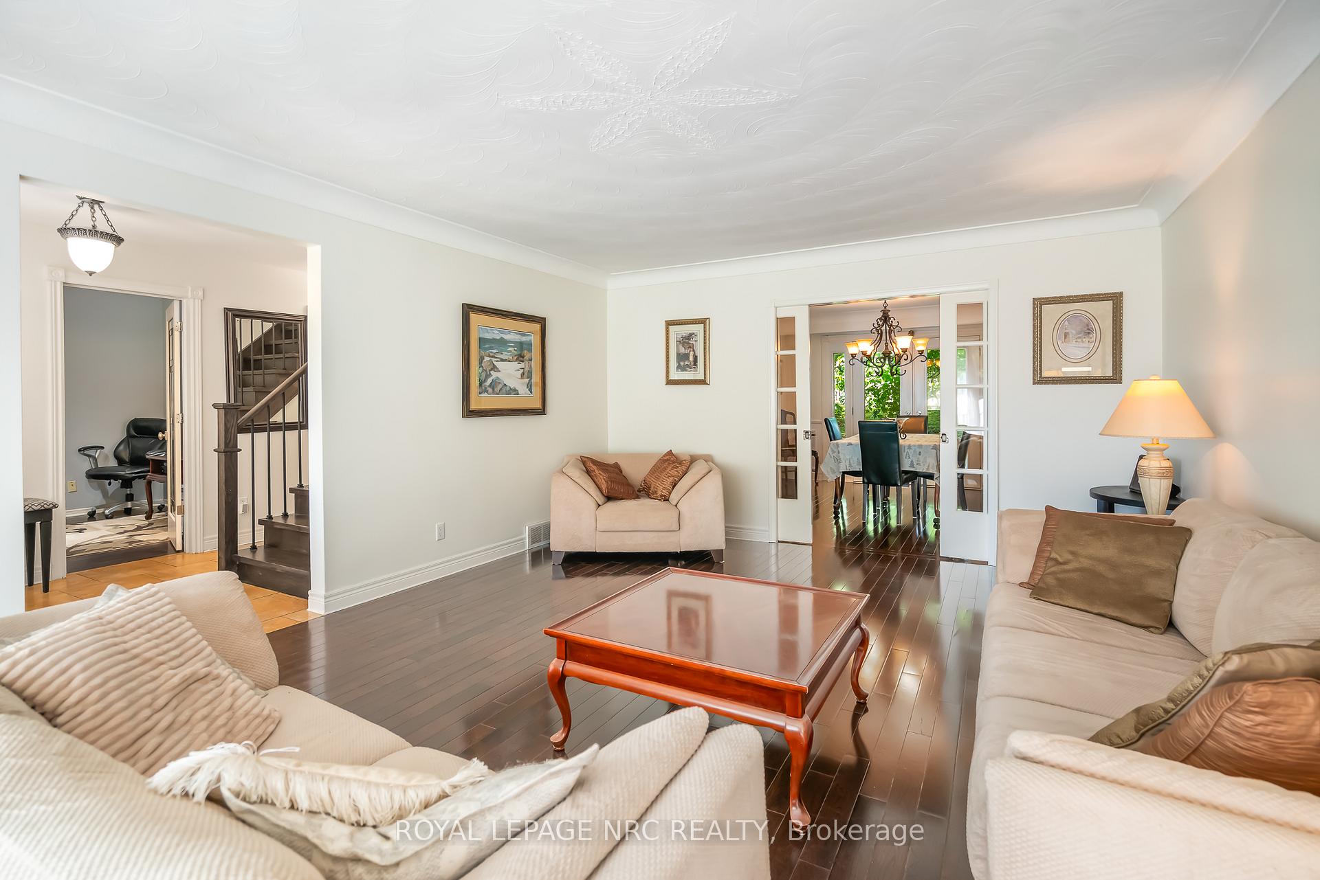 Photo 19 of 20 Parkhill Road, Pelham, Fonthill — HOMEH