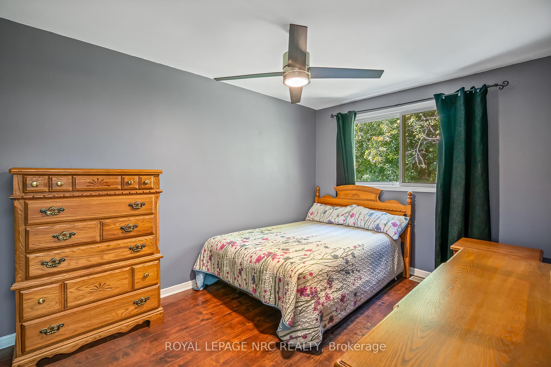 Photo 27 of 20 Parkhill Road, Pelham, Fonthill — HOMEH