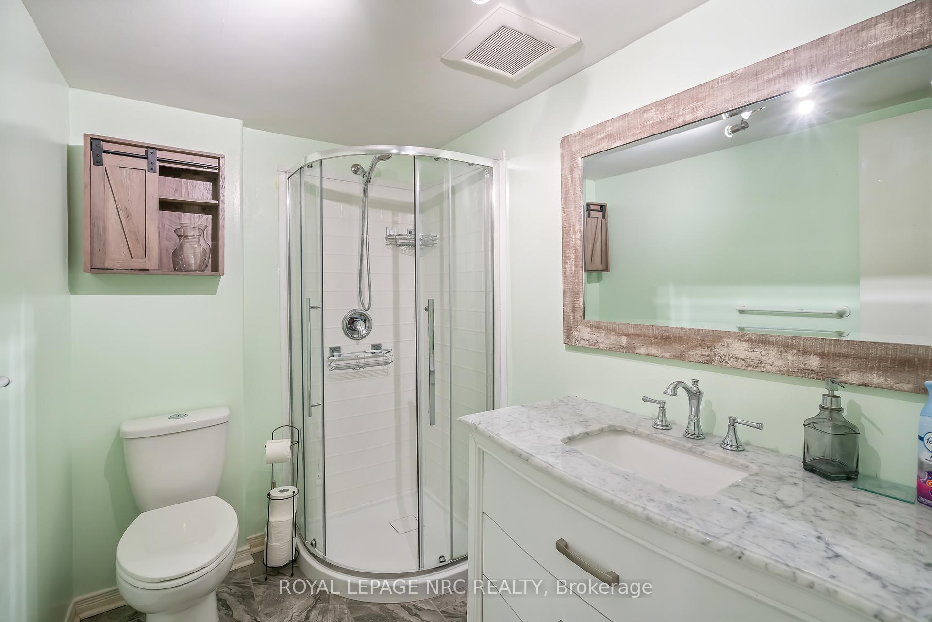 Photo 33 of 20 Parkhill Road, Pelham, Fonthill — HOMEH
