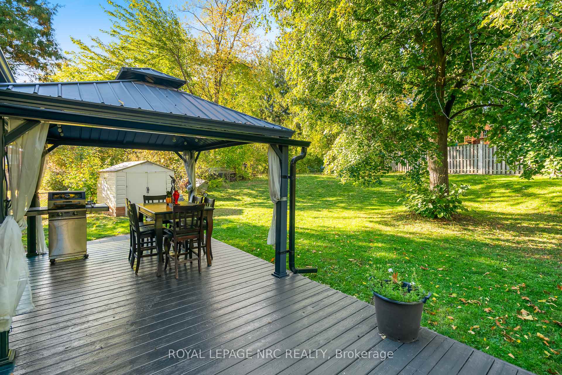 Photo 45 of 20 Parkhill Road, Pelham, Fonthill — HOMEH