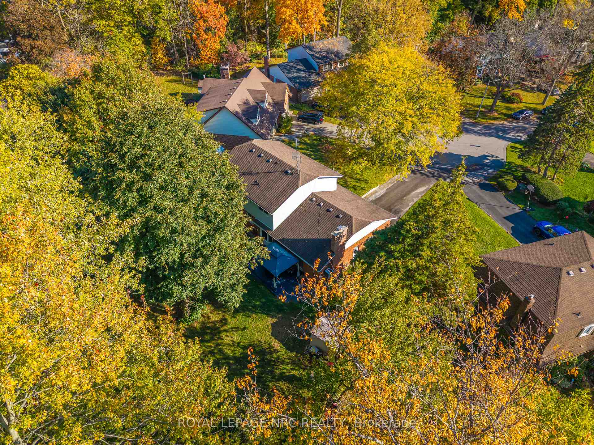 Photo 47 of 20 Parkhill Road, Pelham, Fonthill — HOMEH