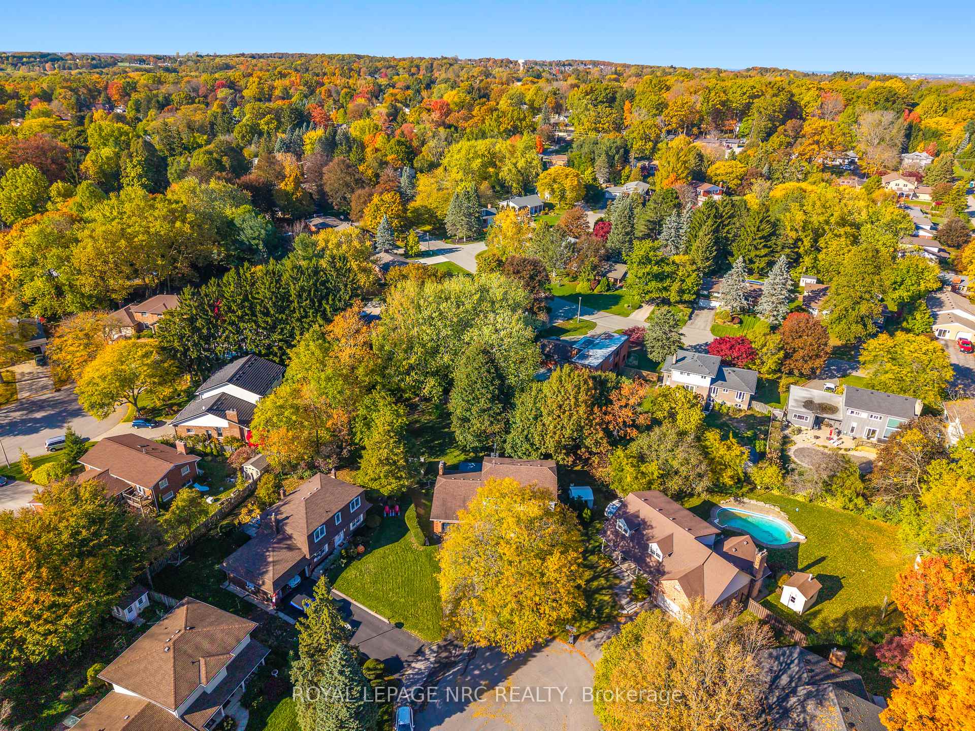 Photo 49 of 20 Parkhill Road, Pelham, Fonthill — HOMEH