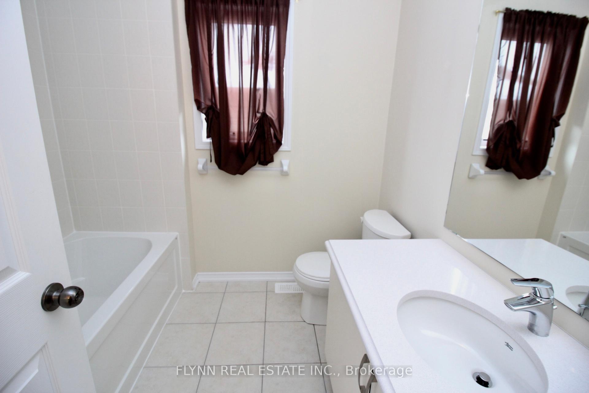 Photo 14 of 8444 Elderberry Drive, Niagara Falls, Brown — HOMEH