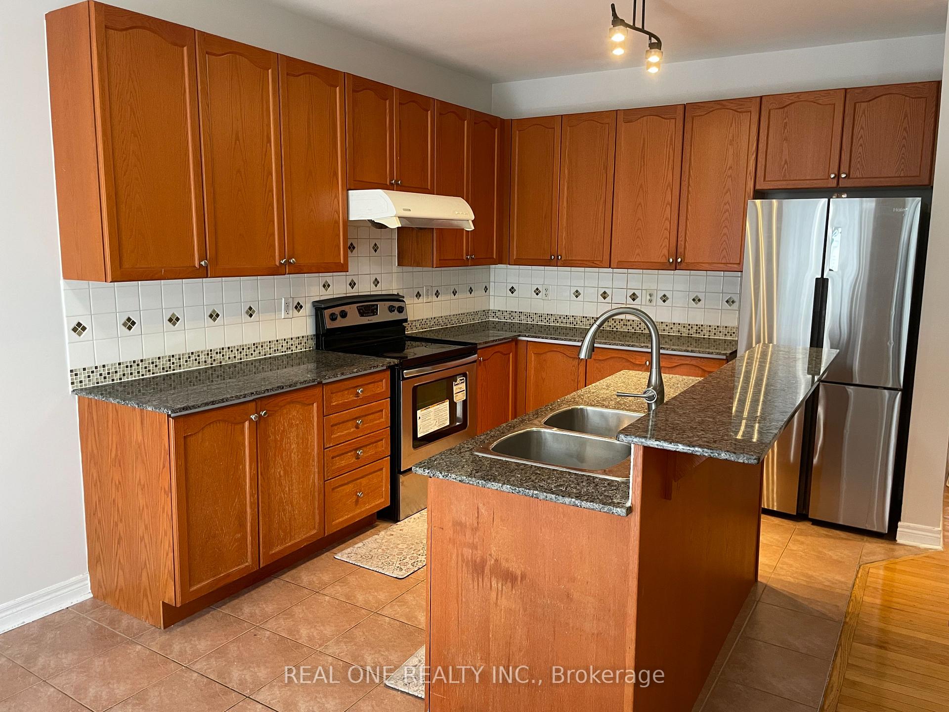 Photo 2 of 65 Tidewater Street, Markham, Wismer — HOMEH