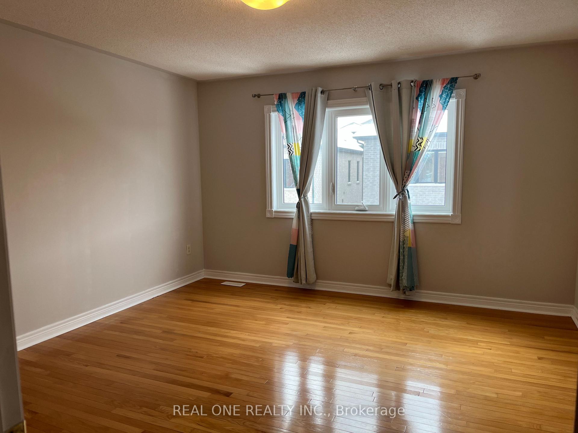 Photo 10 of 65 Tidewater Street, Markham, Wismer — HOMEH