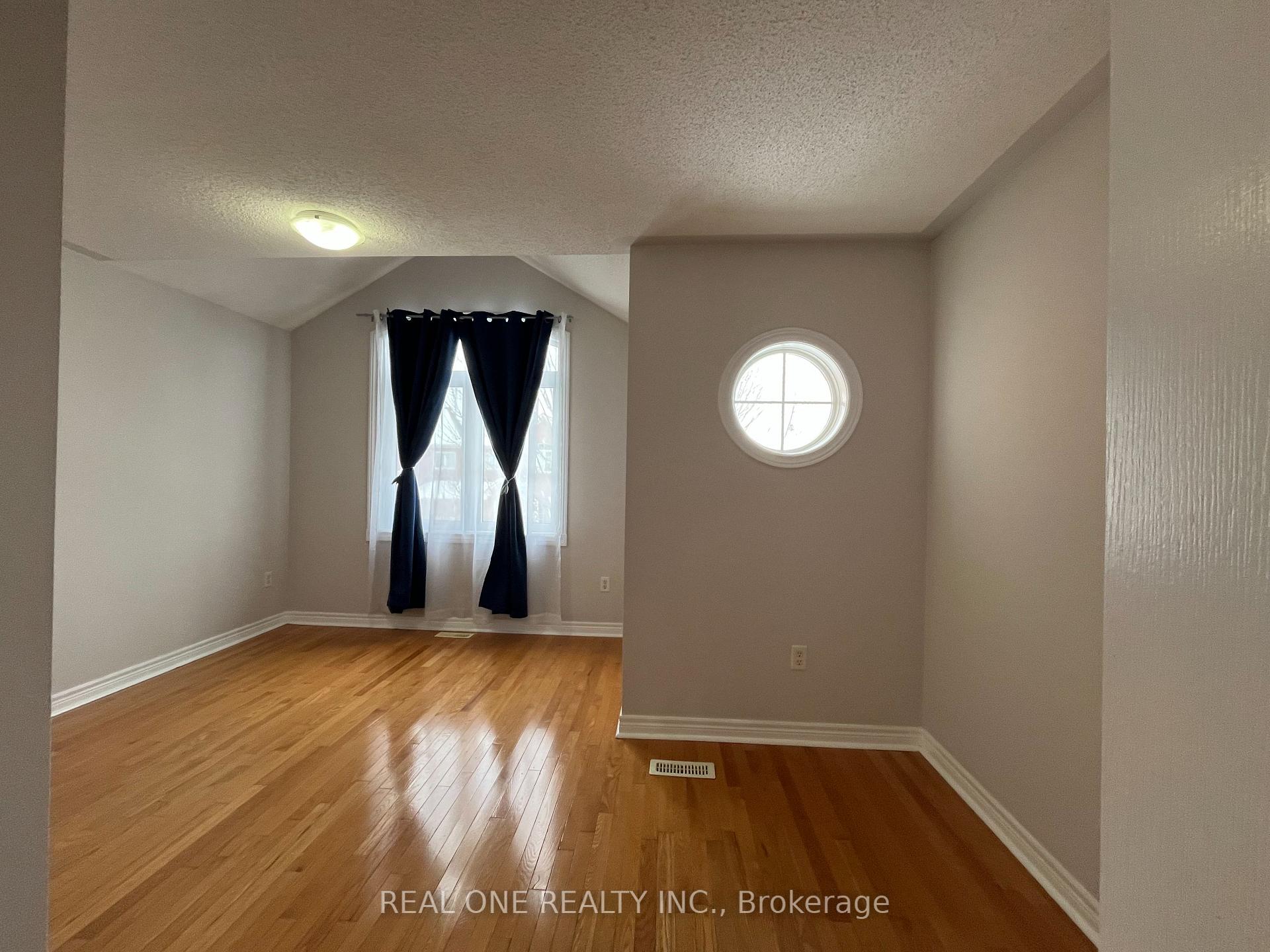 Photo 12 of 65 Tidewater Street, Markham, Wismer — HOMEH