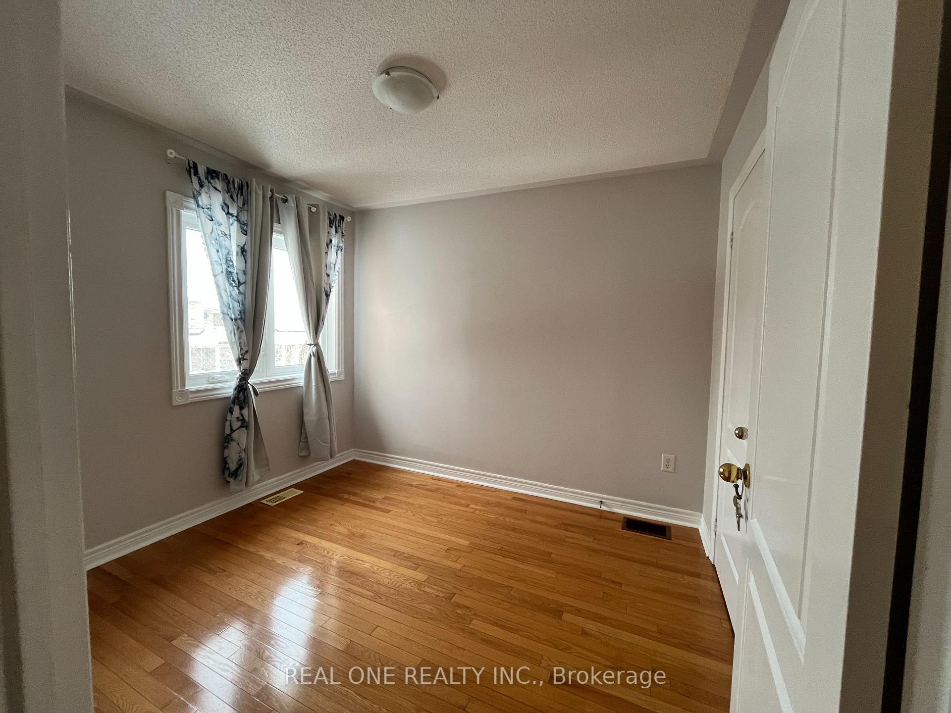Photo 14 of 65 Tidewater Street, Markham, Wismer — HOMEH