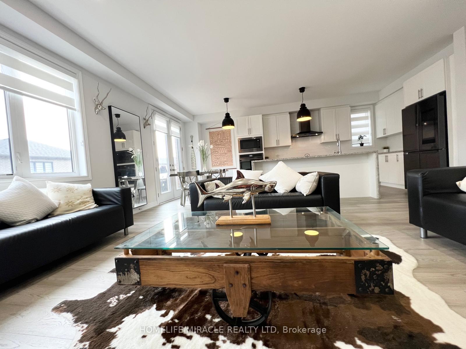 Photo 9 of 1017 Lockie Drive, Oshawa, Kedron — HOMEH