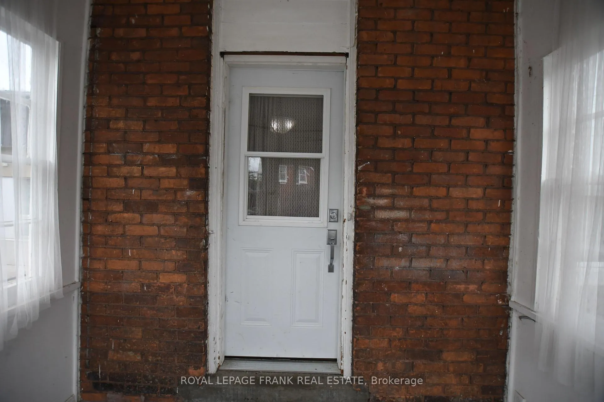 Photo 10 of 340 Regina Street, North Bay, Central — HOMEH