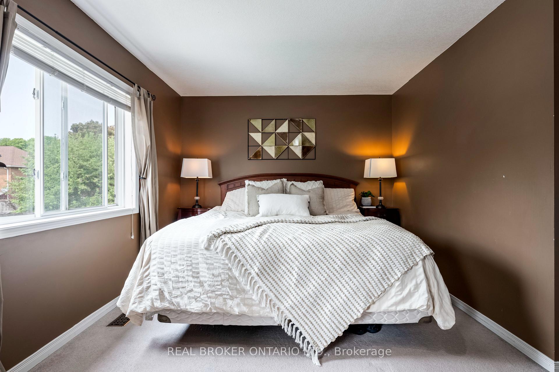 Photo 28 of 107 Glengarry Road, Orangeville — HOMEH