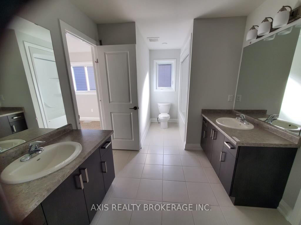 Photo 9 of 45 Samuel Avenue, Pelham, Fonthill — HOMEH