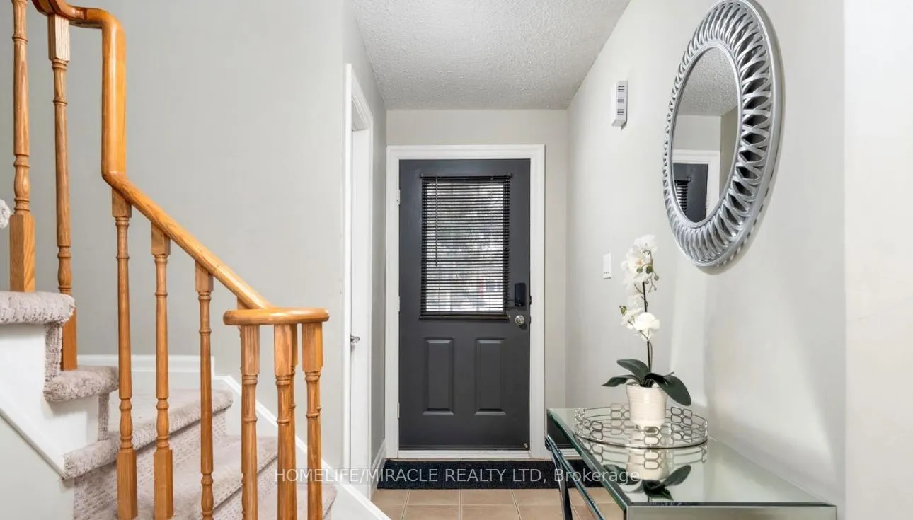 Photo 2 of 44 Glovers Road, Oshawa, Samac — HOMEH