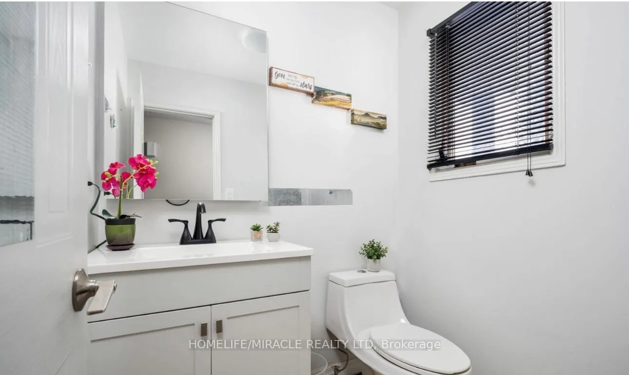 Photo 13 of 44 Glovers Road, Oshawa, Samac — HOMEH