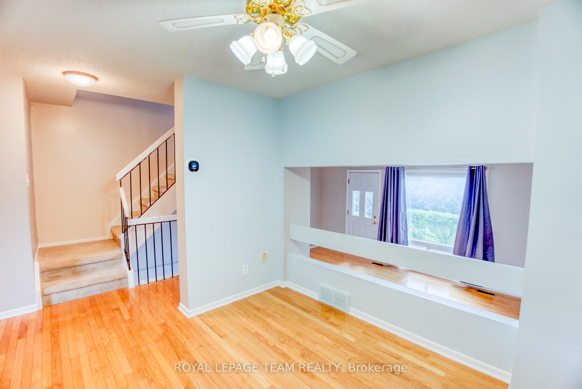 Photo 8 of 1094 Grenoble Crescent, Ottawa, Orleans Wood — HOMEH