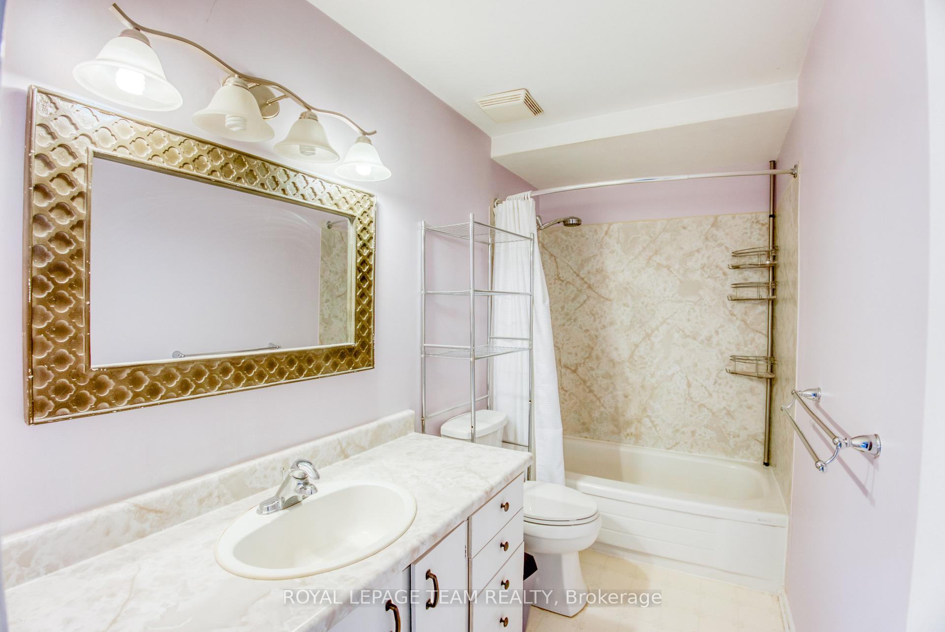Photo 23 of 1094 Grenoble Crescent, Ottawa, Orleans Wood — HOMEH