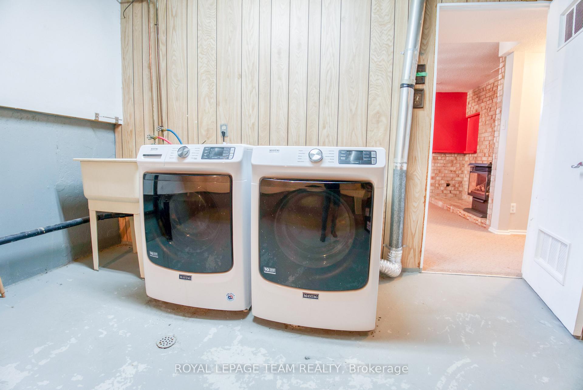 Photo 26 of 1094 Grenoble Crescent, Ottawa, Orleans Wood — HOMEH