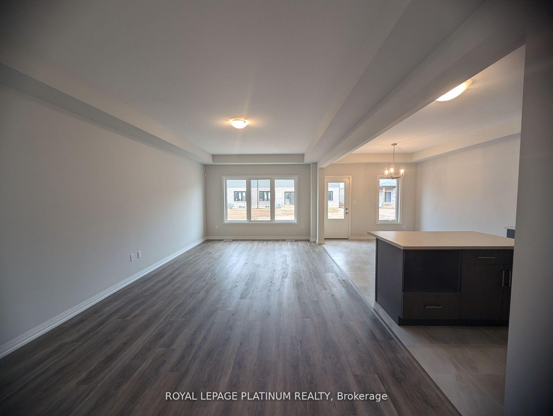 Photo 8 of 30 Samuel Avenue, Pelham, Fonthill — HOMEH