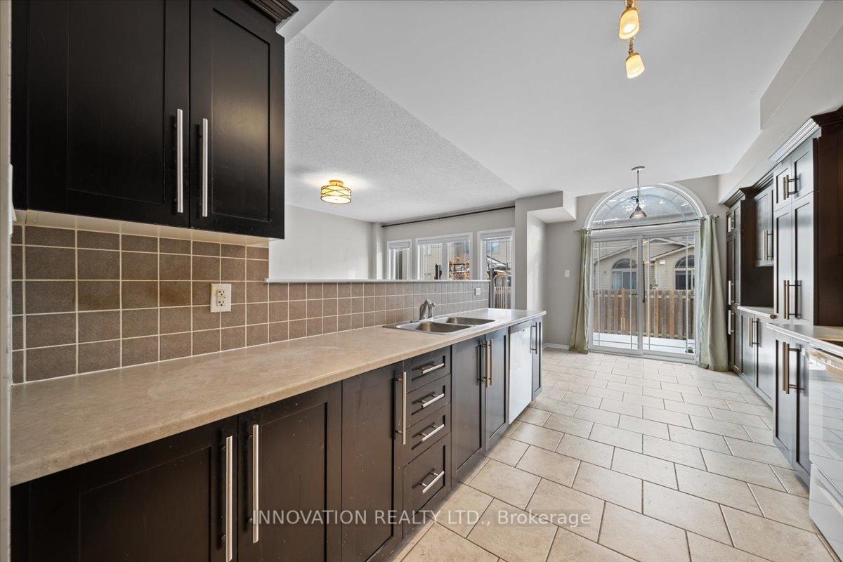 Photo 19 of 737 Percifor Way, Ottawa, Mer Bleue/Bradley Estates/Anderson Park — HOMEH