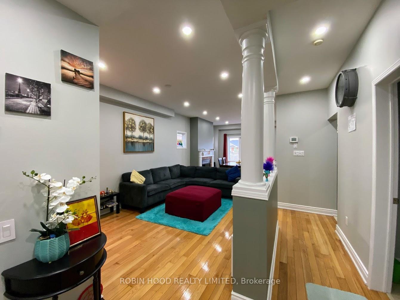 Photo 12 of Unit Upper, 1868 Stevington Crescent, Mississauga, Meadowvale Village — HOMEH