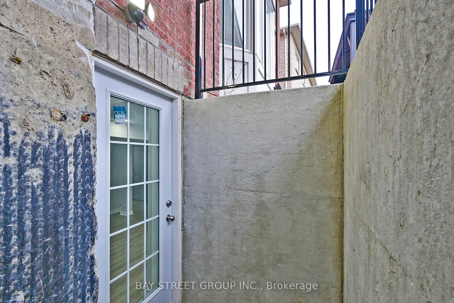 Photo 3 of 36 Smoothwater Terrace N, Markham, Box Grove — HOMEH