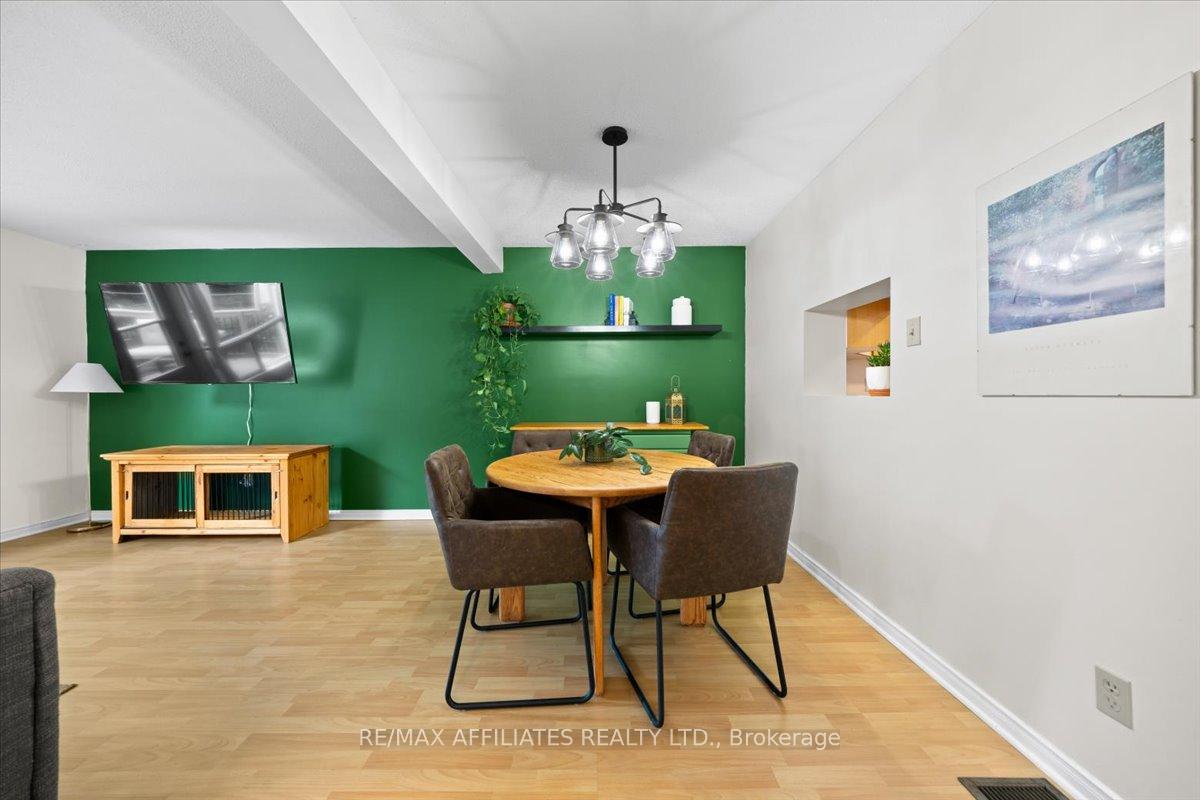 Photo 11 of 1150 Grenoble Crescent, Ottawa, Orleans Wood — HOMEH