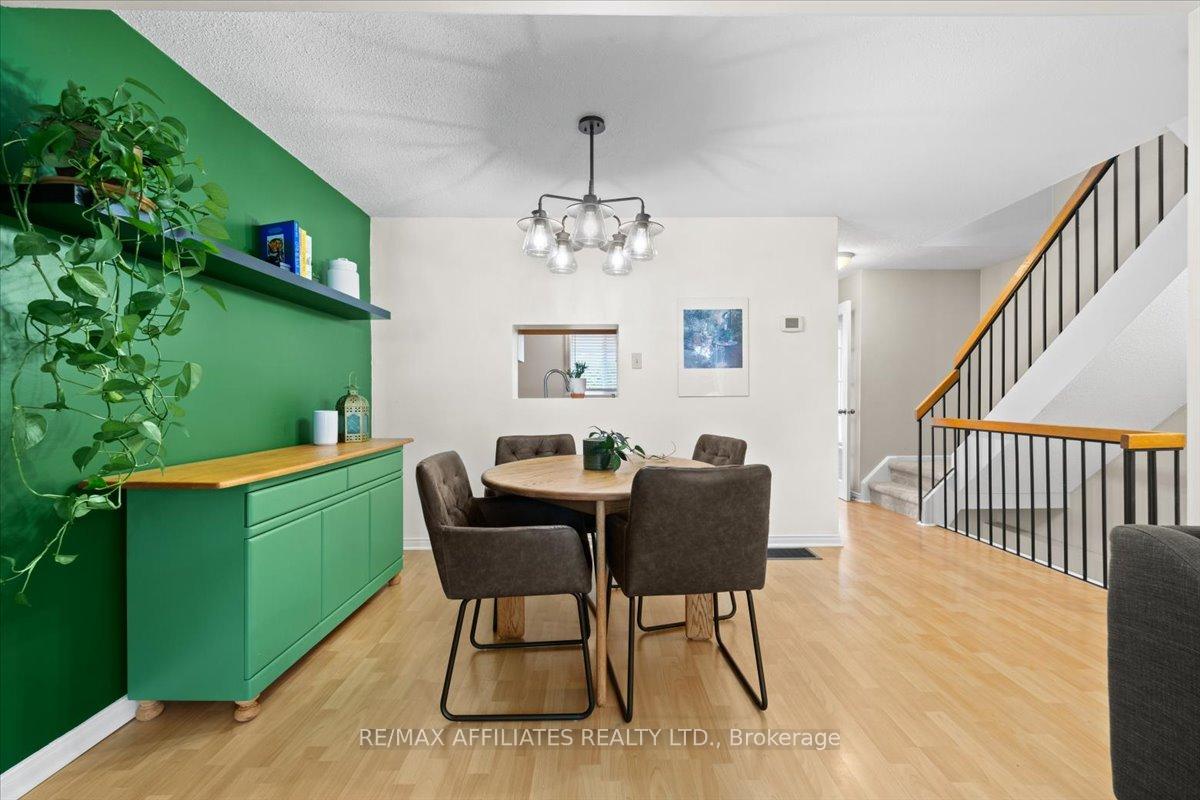 Photo 14 of 1150 Grenoble Crescent, Ottawa, Orleans Wood — HOMEH