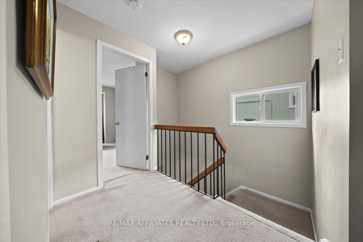 Photo 21 of 1150 Grenoble Crescent, Ottawa, Orleans Wood — HOMEH