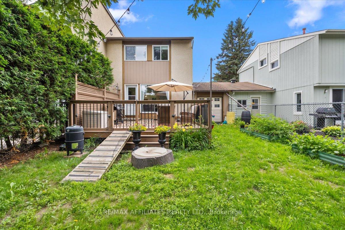 Photo 39 of 1150 Grenoble Crescent, Ottawa, Orleans Wood — HOMEH