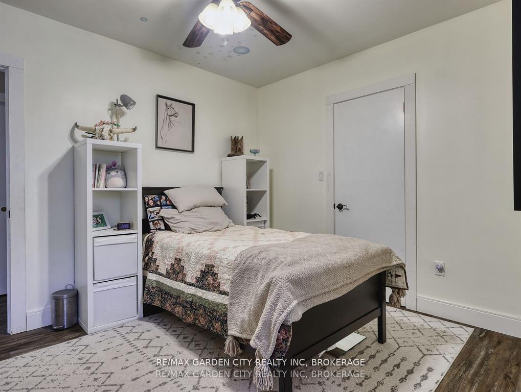Photo 18 of 1519 Effingham Street, Pelham, Fonthill — HOMEH