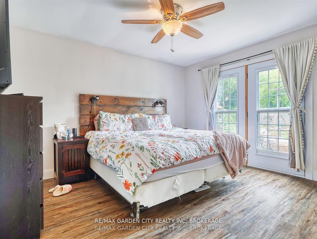 Photo 19 of 1519 Effingham Street, Pelham, Fonthill — HOMEH