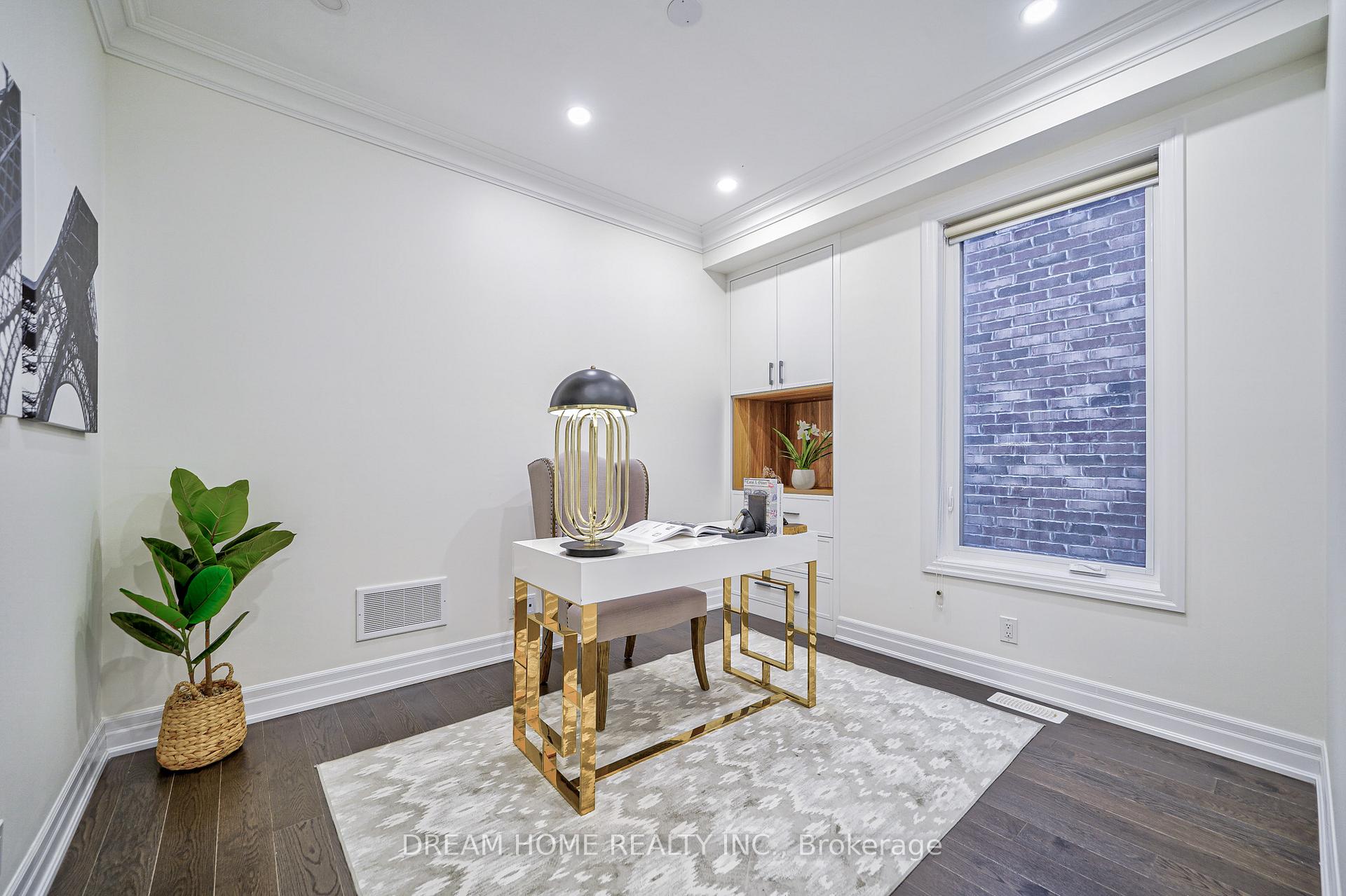 Photo 10 of 214 Yorkton Boulevard, Markham, Angus Glen — HOMEH