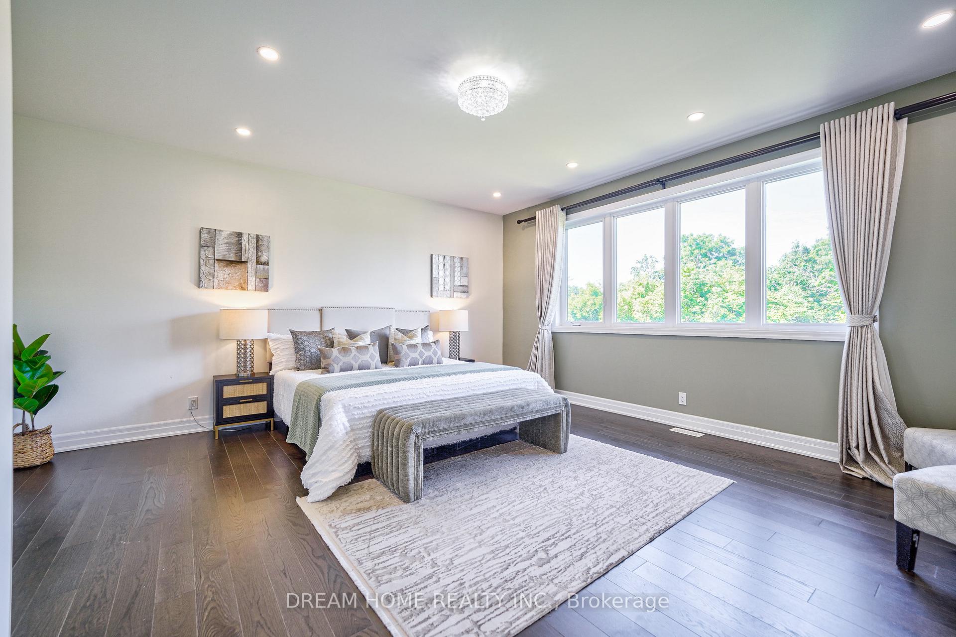 Photo 21 of 214 Yorkton Boulevard, Markham, Angus Glen — HOMEH