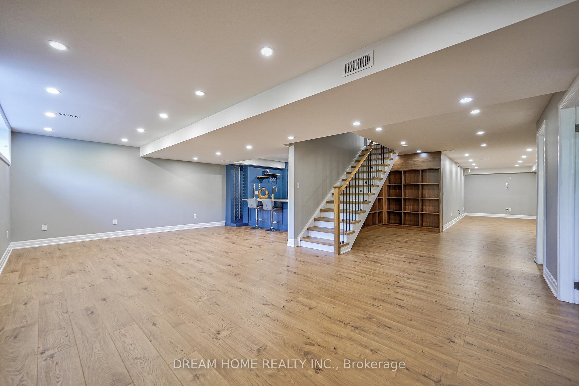 Photo 34 of 214 Yorkton Boulevard, Markham, Angus Glen — HOMEH