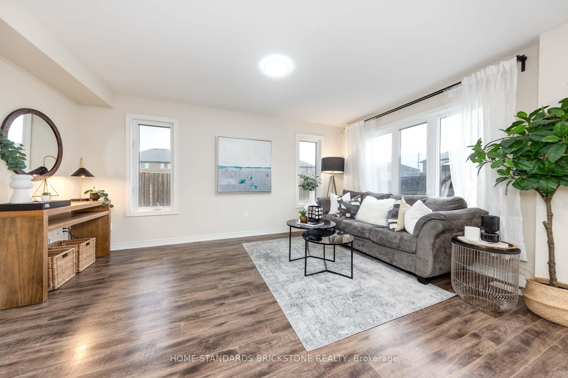 Photo 8 of 7720 Shaw Street, Niagara Falls, Oldfield — HOMEH