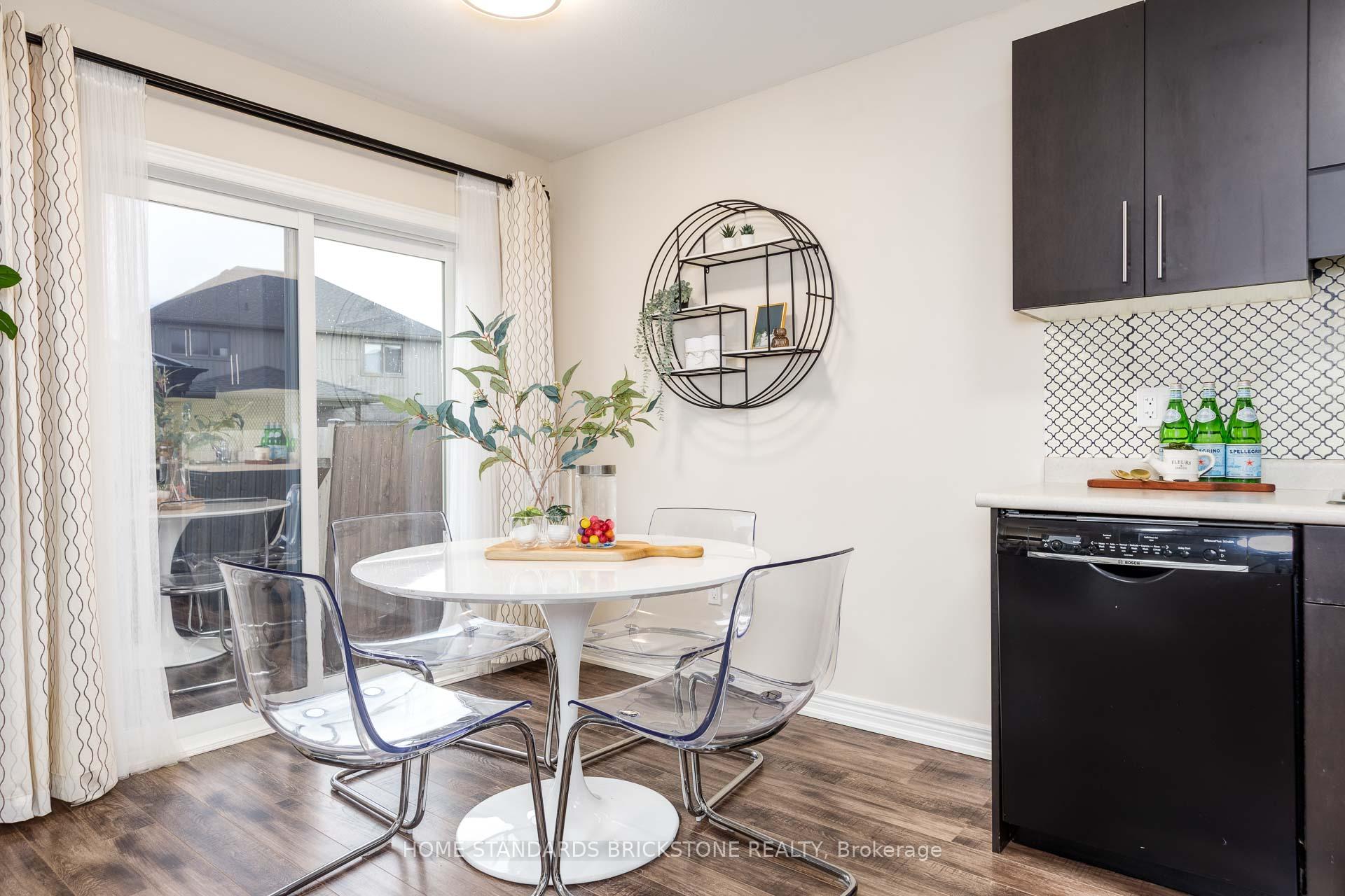 Photo 12 of 7720 Shaw Street, Niagara Falls, Oldfield — HOMEH