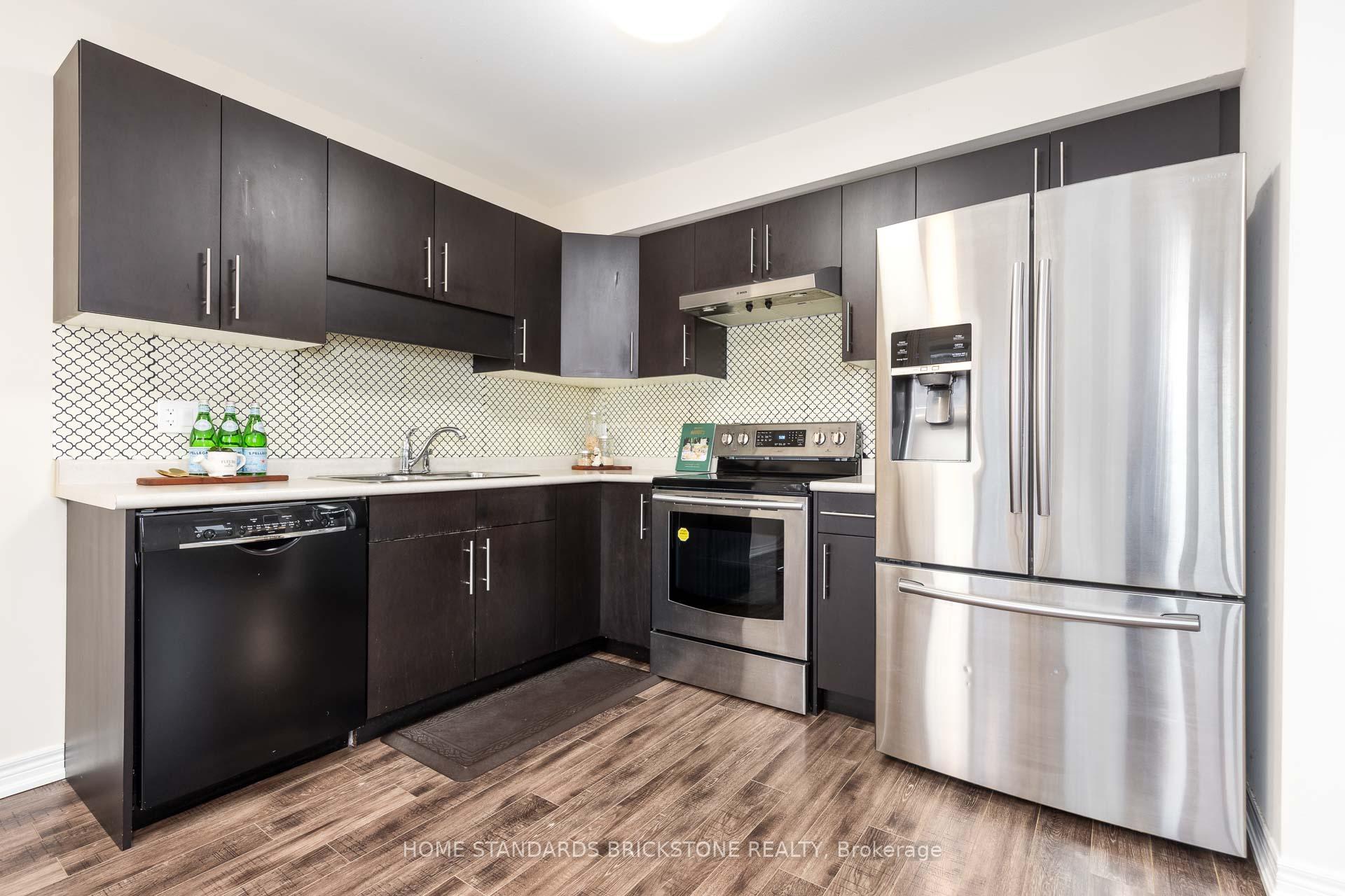 Photo 13 of 7720 Shaw Street, Niagara Falls, Oldfield — HOMEH
