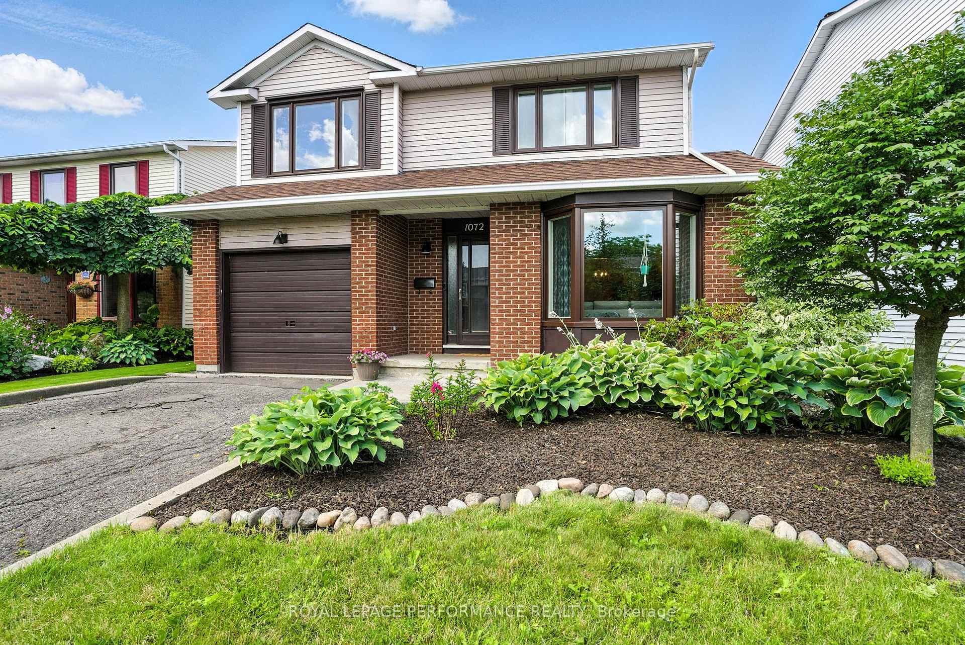 Photo 1 of 1072 St Germain Crescent, Ottawa, Convent Glen North — HOMEH