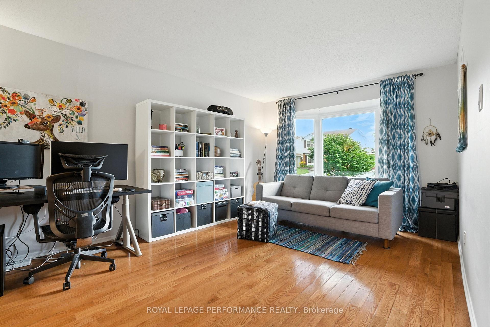 Photo 7 of 1072 St Germain Crescent, Ottawa, Convent Glen North — HOMEH