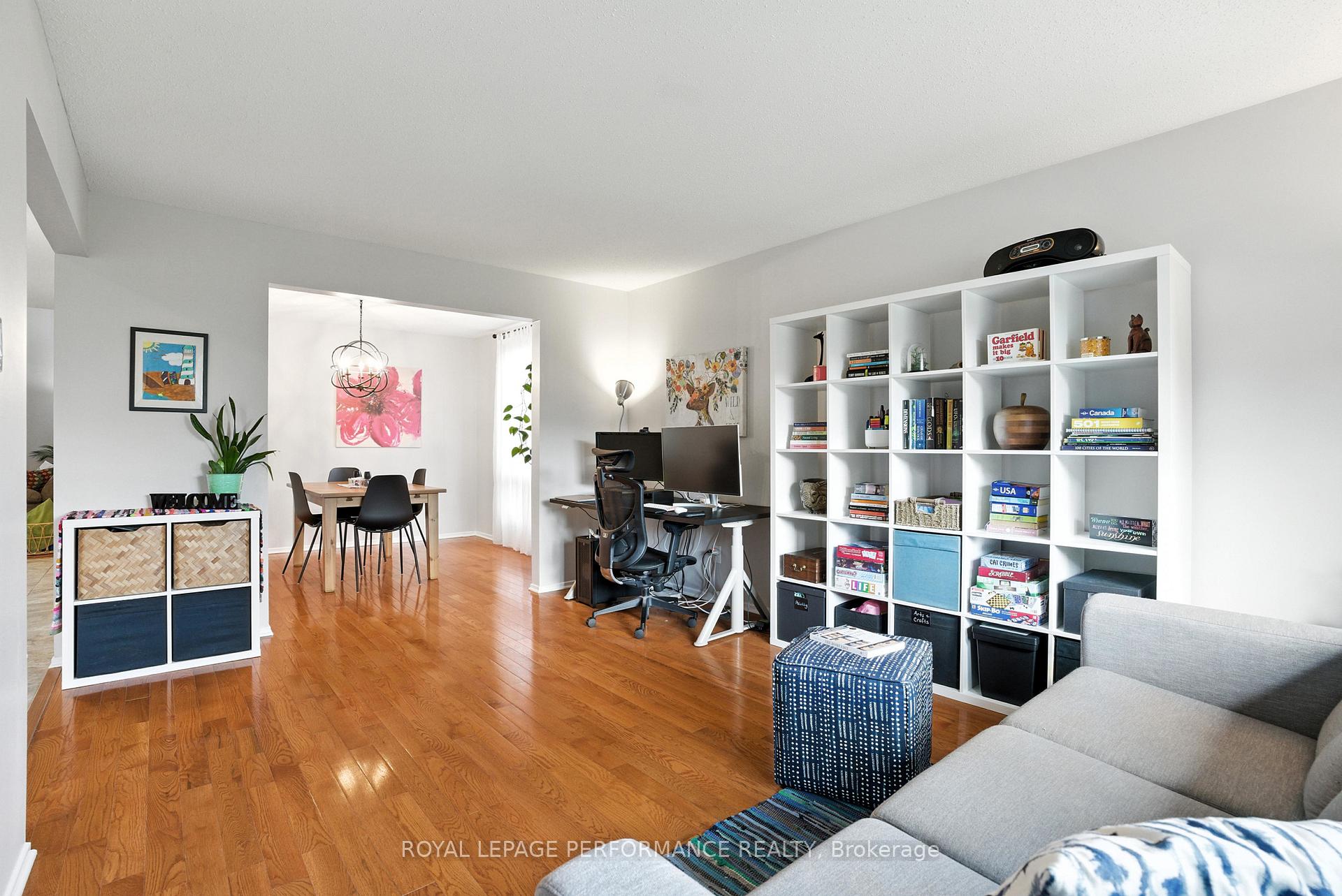 Photo 8 of 1072 St Germain Crescent, Ottawa, Convent Glen North — HOMEH