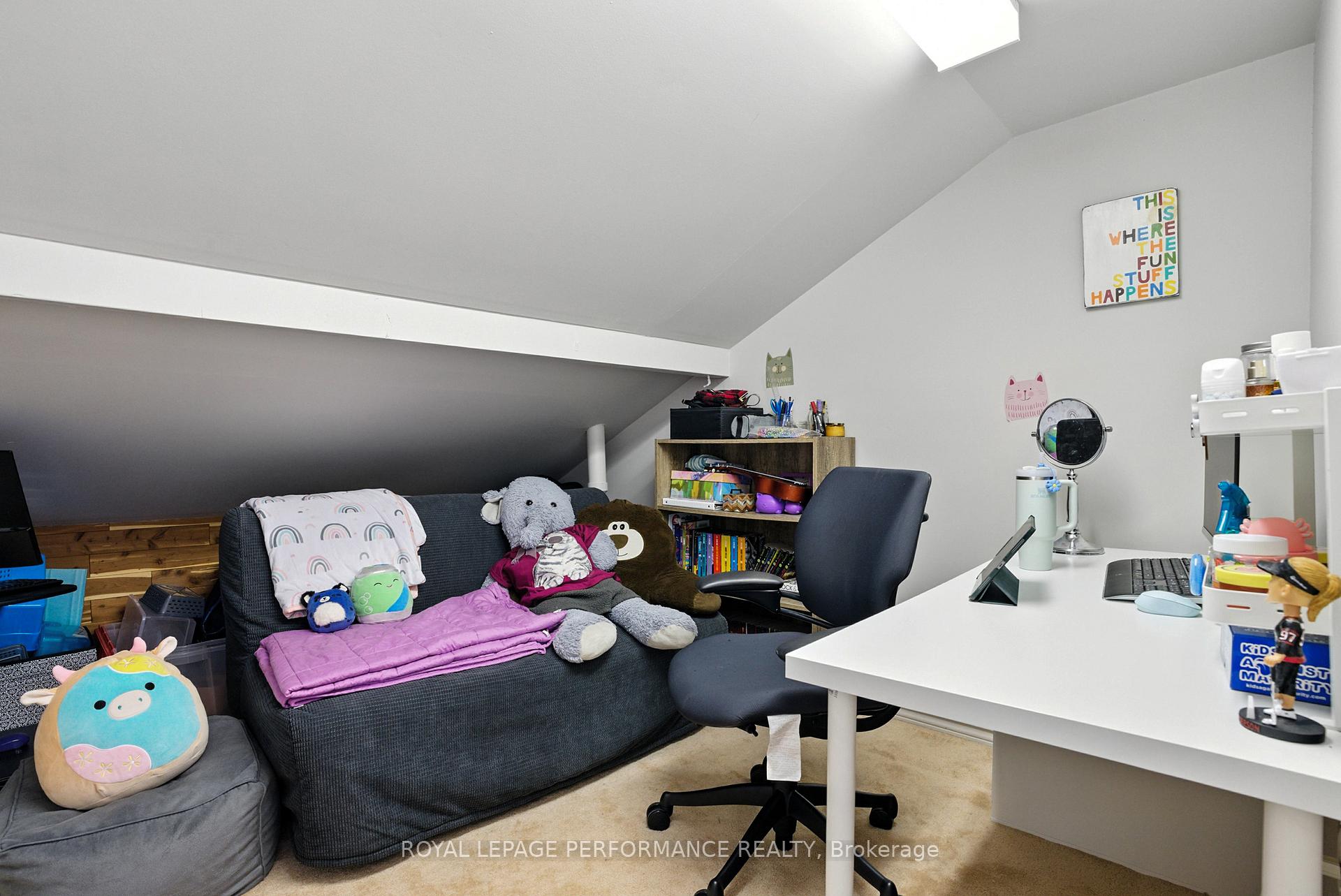Photo 31 of 1072 St Germain Crescent, Ottawa, Convent Glen North — HOMEH